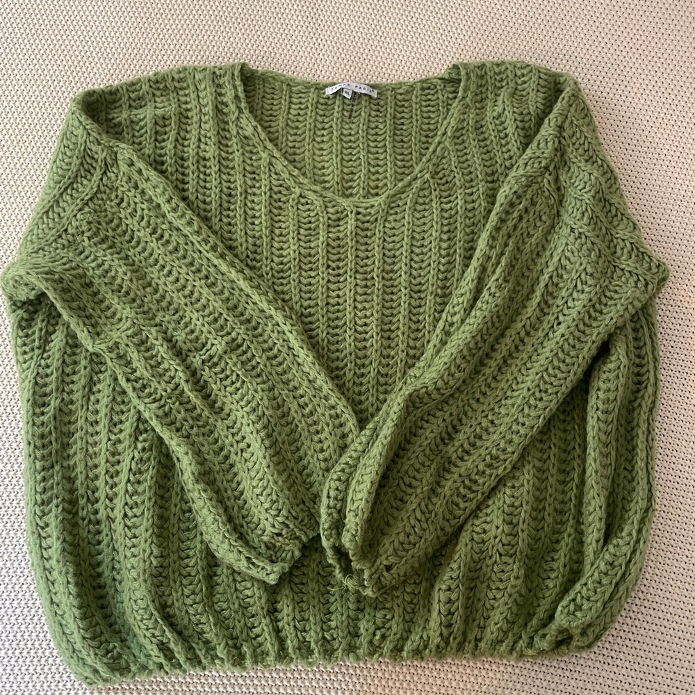 Tempo Paris Green Sweater